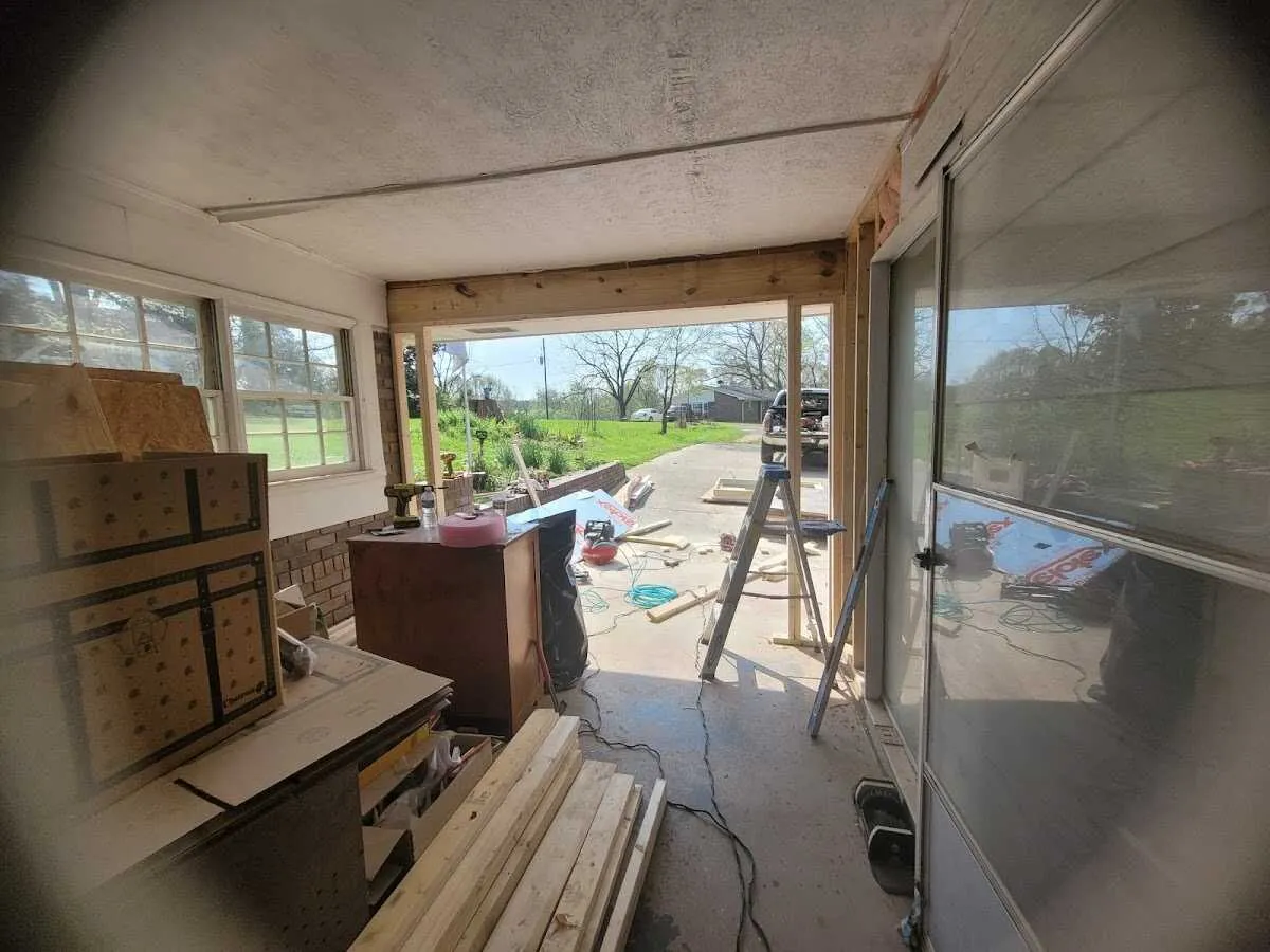 Air movers and dehumidifier for Drying & Dehumidification in Ormond Beach